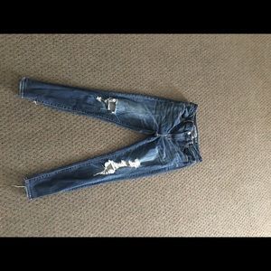 American Eagle high rise skinny jean